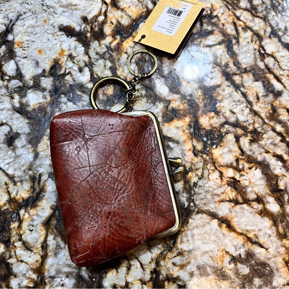 Patricia Nash map coin purse NWT - Picture 4 of 7